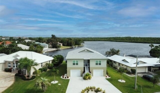 Coral Fanta Sea - Waterfront, private pool, golf, brand new construction, PARADISE