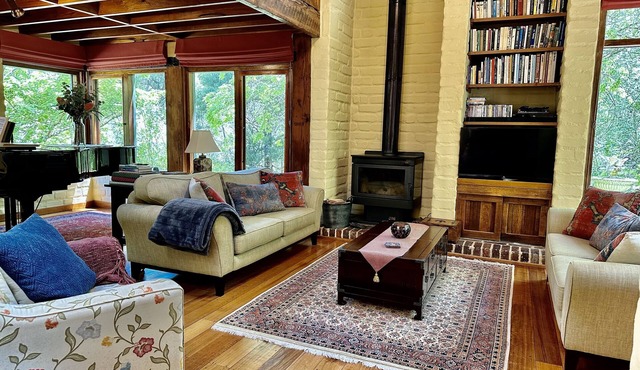 Coral Fern Retreat - bush paradise (free wifi)