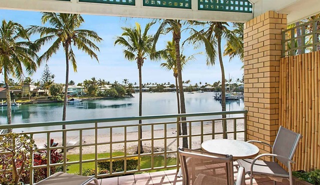 Coral Gate 40 - Absolute Waterfront - Min. 3 Night Stays!