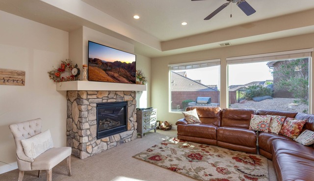 Coral Ridge Resort 4246 | Cozy, Beautiful Townhome, Grill and Community Amenities!