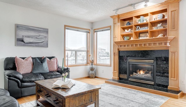 Coral Springs Lakefront Retreat