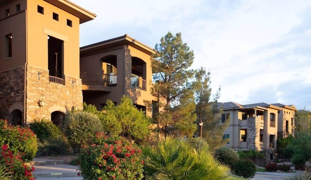 Coral Vista Suite | Fireplace, Jacuzzi, Pools, BBQ