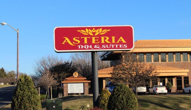 Coratel Inn and Suites Maple Grove