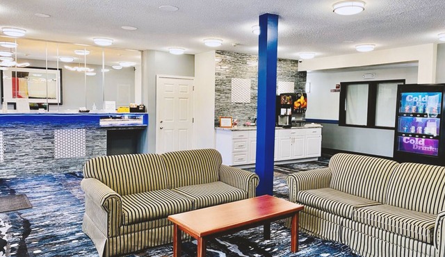 Coratel Inn & Suites By Jasper Northfield