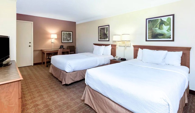 Coratel Inn & Suites by Jasper Wonderland Standard 2 Double Bed NS