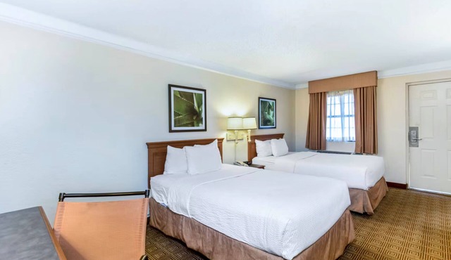 Coratel Inn & Suites by Jasper Wonderland 2 Double Bed NS
