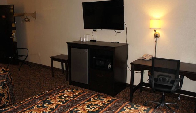 Coratel Waite Park - Comfort 2 Queen Bed NS