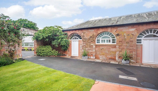 Corby Castle - Courtyard - UK34670
