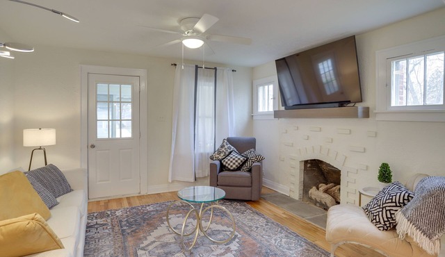 ‘Corby Claddagh House’ ~ 1 Mi to Notre Dame!