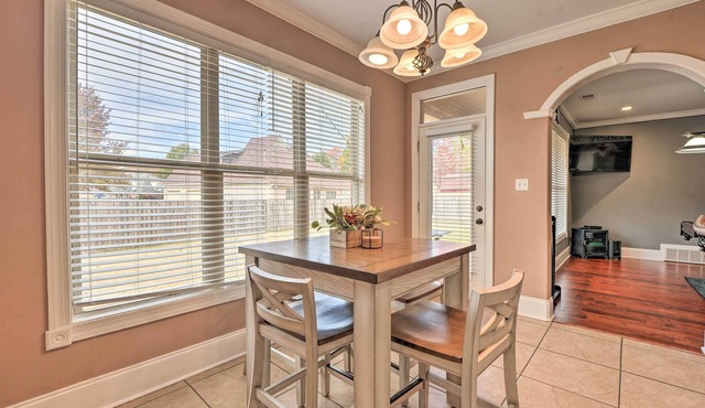 Cordova Home w/Pool Table, 17 Mi to Memphis Zoo!