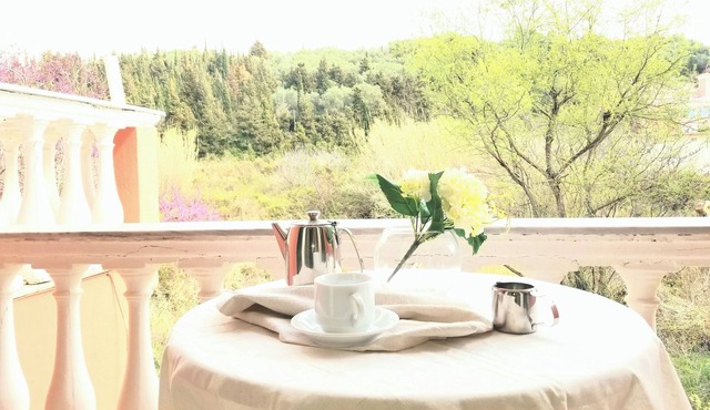 Corfu Escape Two (1-2 min walk to beach)