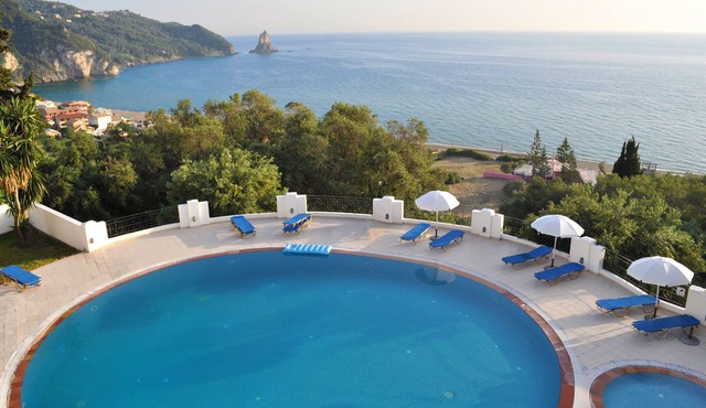 Corfu holiday house with pool "Maria" on Agios Gordios beach