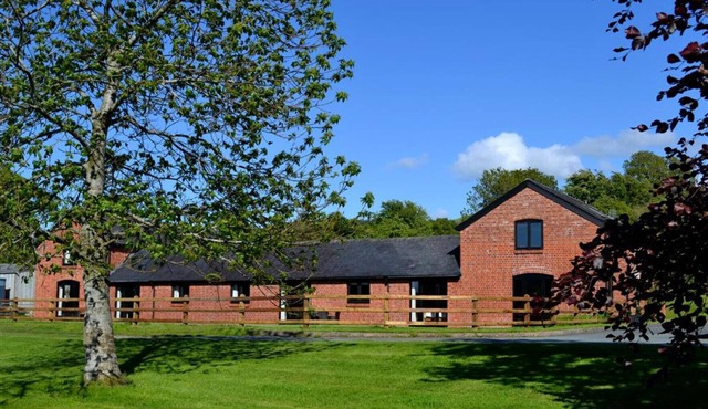 Corlan - One Bedroom House, Sleeps 2