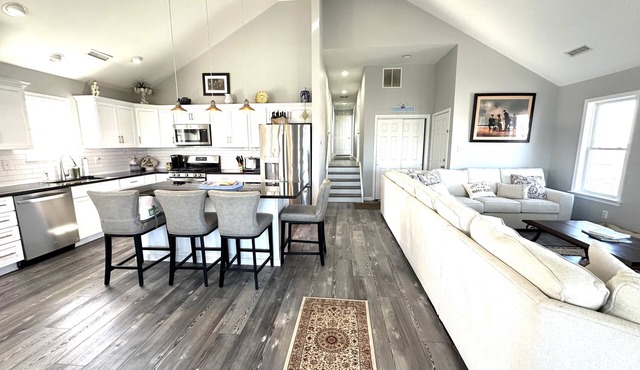 Corner Bay & Beach View 4-bedroom house in Ocean City