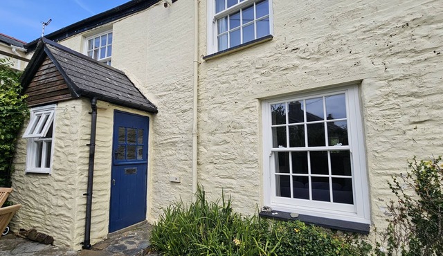 Corner Cottage - a cottage that sleeps 5 guests in 2 bedrooms