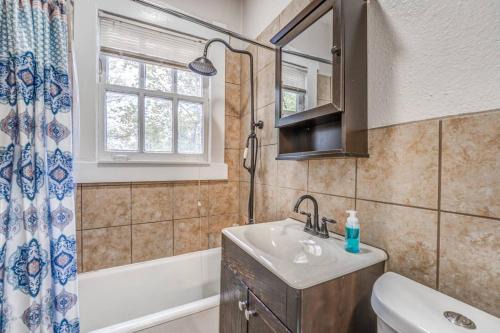 Cornerlight Haven - Near Downtown and Attractions