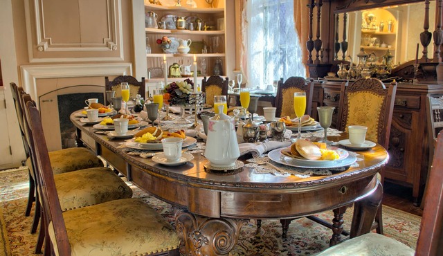 Corners Mansion Inn - A Bed & Breakfast