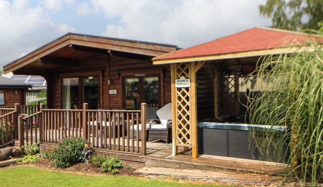 CORNFIELD, family friendly, luxury holiday cottage in Northallerton