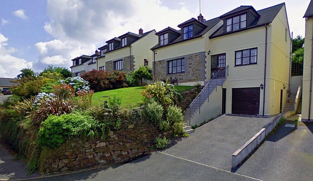 Cornish retreat for the outdoor adventurer!