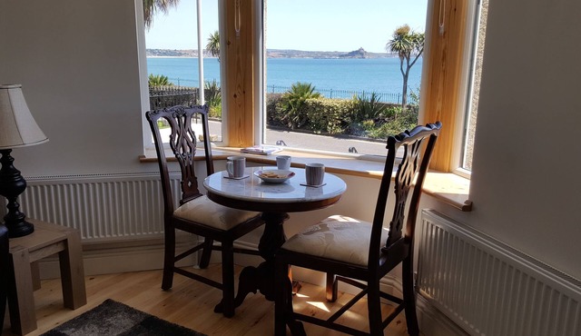 Cornish Sea Castle Views Fantastic Seafront Location at Channel View PZ Cornwall