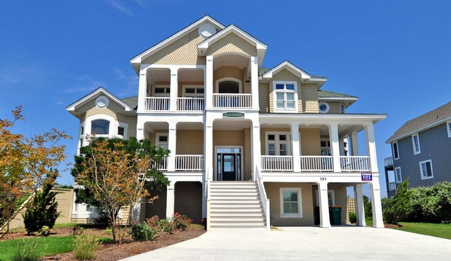 Corolla, North Carolina Pine Island Ocean Front OBX