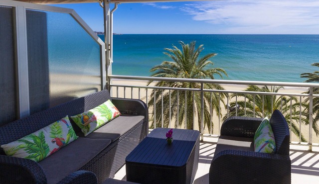 CORONA Apartment