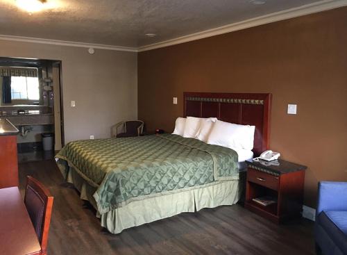 Corona inn