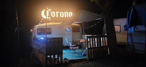 Corona Lounge