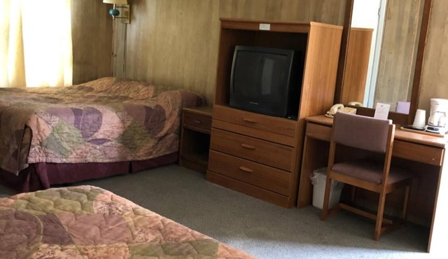Coronado West Motel