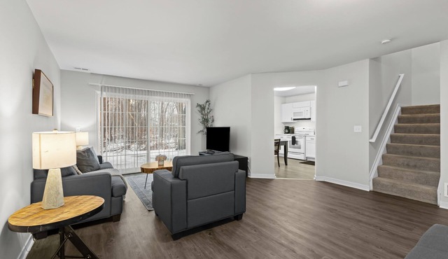 Corp/Bus Townhome near DT AH