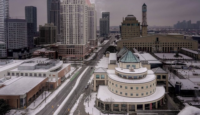 Corporate 2 Bed 2 Bath Condo Celebration Square 1Parking