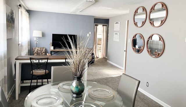 Corporate Apartment in Historic North Side District Near Downtown