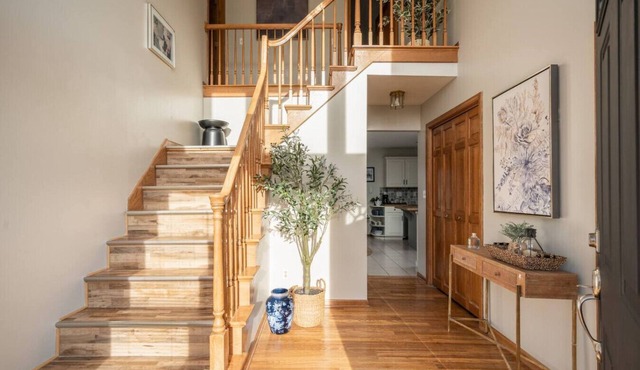 `Corporate Elegance: Luxe Home in Grand Rapids`