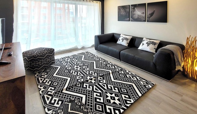 Corporate Stays - 5mins from Walmart Modern 1BR at Blum with Premium Amenities