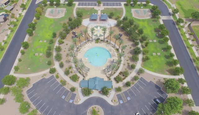 Corporate stays, golfing outings, relaxing or need temp relocation housing!
