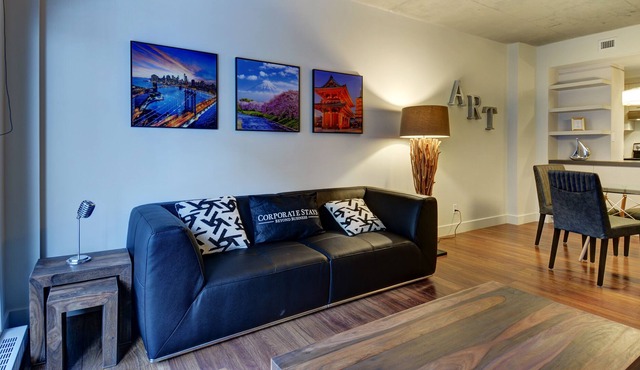 Corporate Stays | La Garde | Deluxe and Modern 1BR + Pool in Ste-Foy Quebec