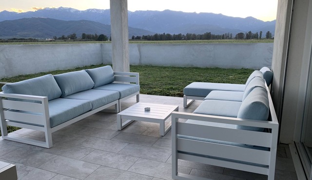 Corsica Villa with pool at the foot of the mountains 4kms from the sea