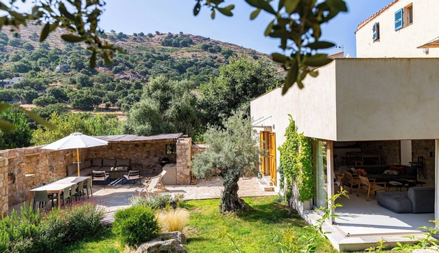 Corsican vacation villa - Beach and Mountains