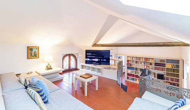Corte delizia by Houset