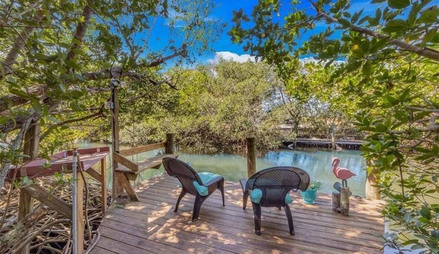 Cortez - Canal-Front Gem in Cortez with Direct Water Access