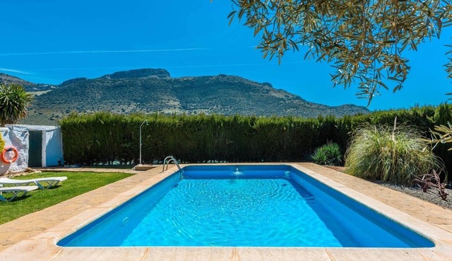 Cortijo Alonso Archidona by Ruralidays
