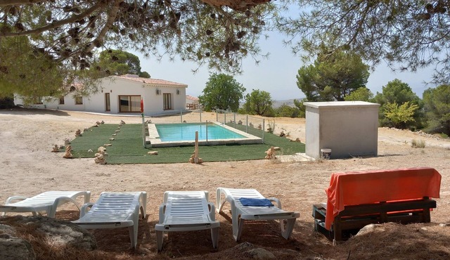 Cortijo el Corralon, Castril, Piscina Privada