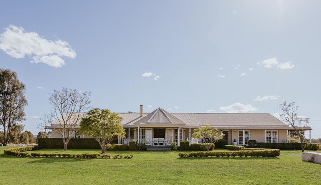 Corunna Station Country House
