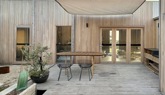 Corvers Rest Minimalist beach shack in the Bass Coast