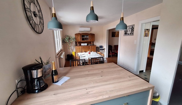 Cosy house 6-8 people, near Strasbourg, quiet, garden, table tennis, hen