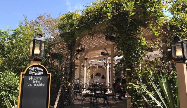 Cosmopolitan Hotel & Restaurant