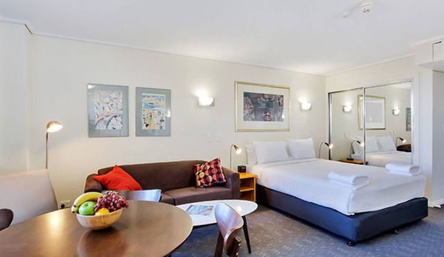 Cosmopolitan Lifestyle