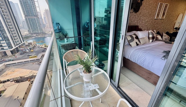 Cosmos Living Majestic Studio GCV2