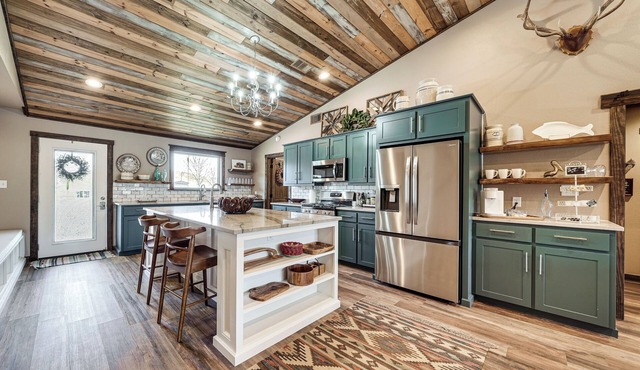 Cossatot River Retreat: Home w/Fire Pit & Grill