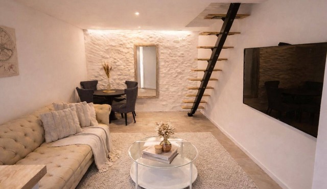 Cossy house/near beach